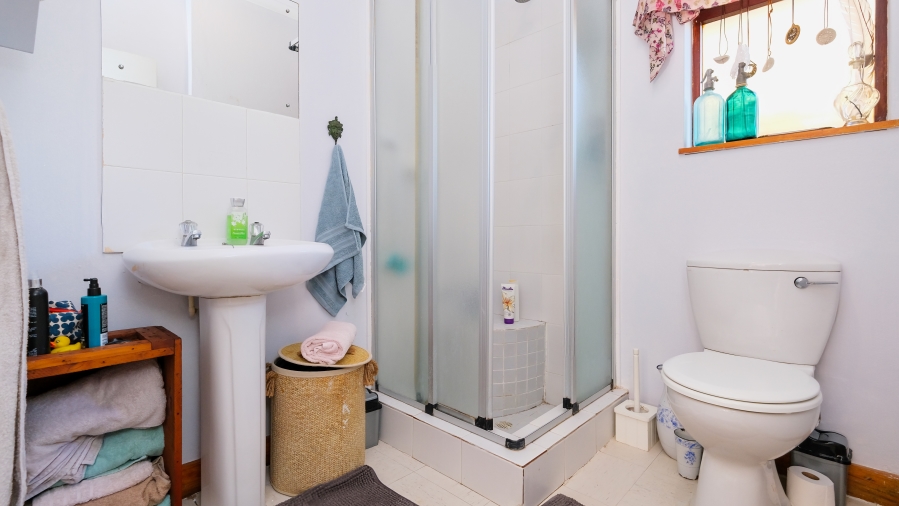 1 Bedroom Property for Sale in Hoekwil Western Cape